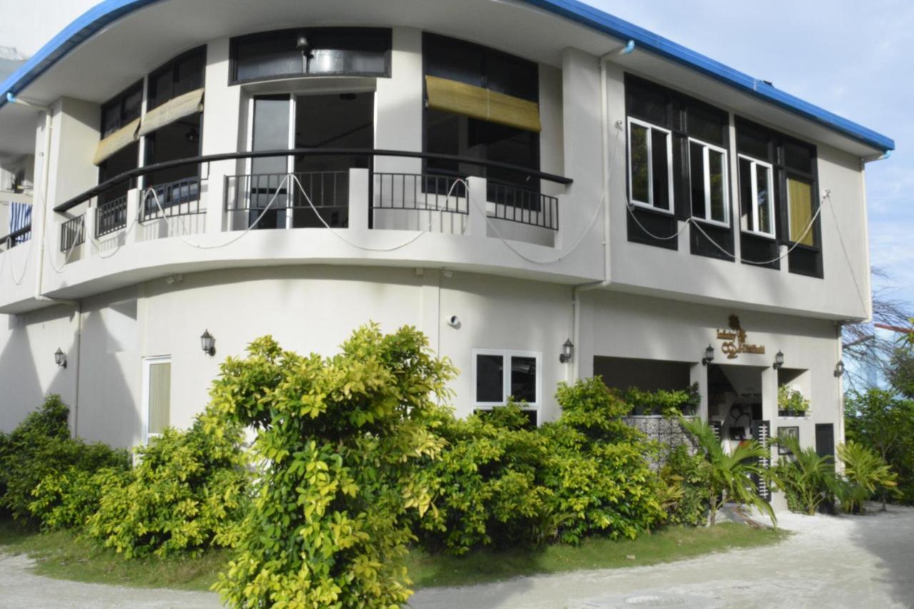 Infinity Dhiffushi Hotel ภายนอก รูปภาพ