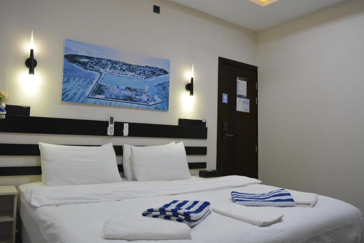 Infinity Dhiffushi Hotel ภายนอก รูปภาพ