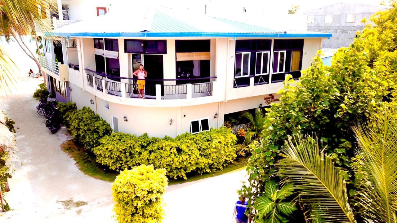 Infinity Dhiffushi Hotel ภายนอก รูปภาพ