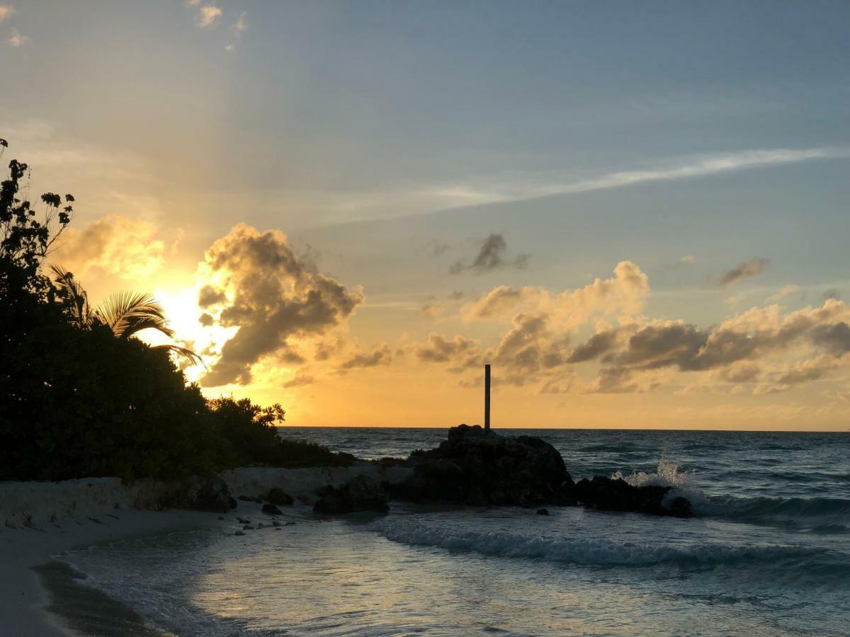 Infinity Dhiffushi Hotel ภายนอก รูปภาพ